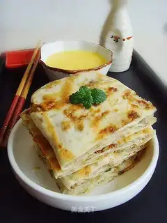 Thousand layer meat pie