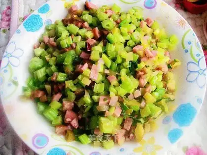 Spicy celery powder