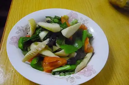 stir-fried seasonal vegetables