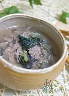 Beef soaked with perilla