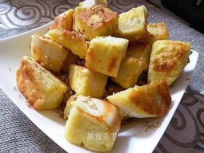 Pan-fried steamed buns