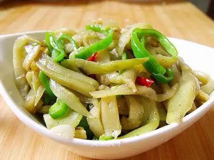 stir-fried shredded tomato with pepper