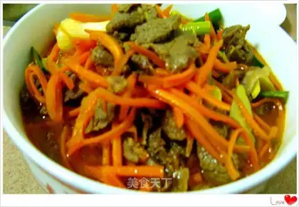 Stewed beef with carrot
