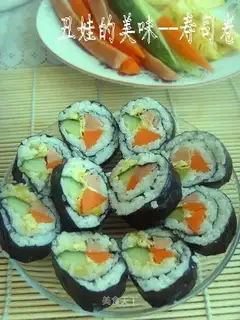 sushi rolls