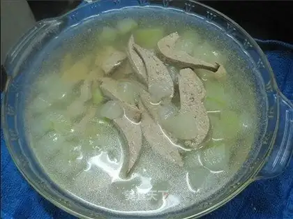Winter melon liver soup