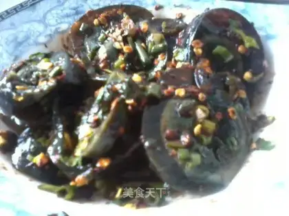 Chilled preserved egg