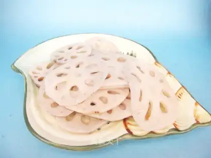 stir-fried crispy lotus root