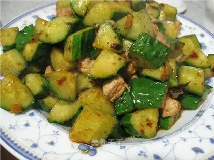 Sauced cucumber diced by Laoganma