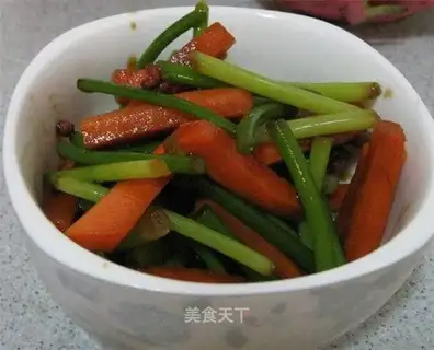 pickled garlic sprouts