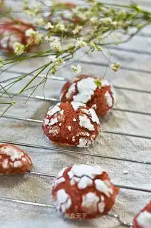 Red velvet cracker