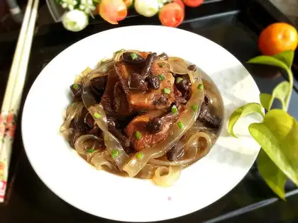 Mushrooms, powdered ribs