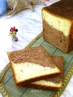 Coco-colored toast