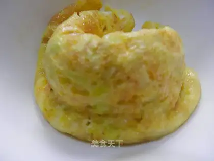 A yellow eggcake