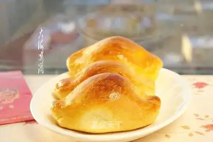 A fortune-rich bread