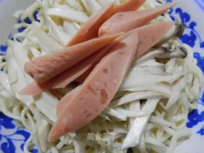 The apricot evaporated noodles