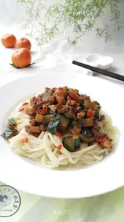 Fried noodles