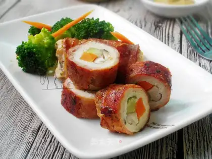Bacon chicken rolls