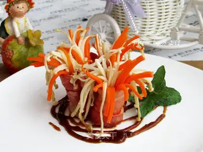 Bacon pins and mushrooms
