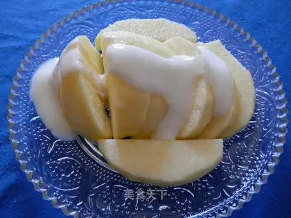 Apple yogurt