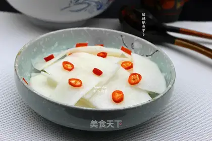 Sour, spicy radish
