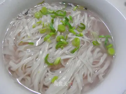Lotus noodles