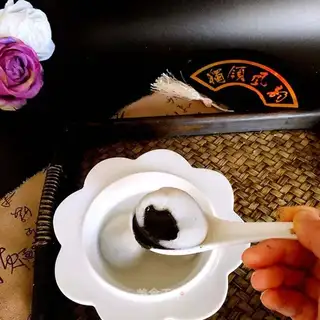 Black sesame soup