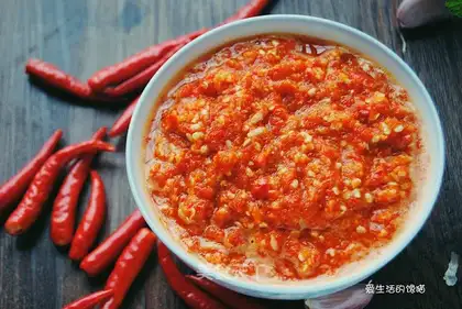 Wine and pepper sauce