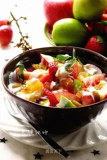Sour yogurt salad