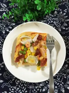 Shrimp sausage pizza