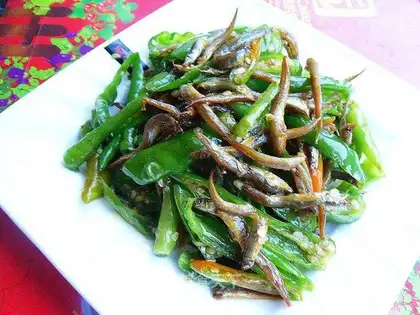 Cream peppers and fish