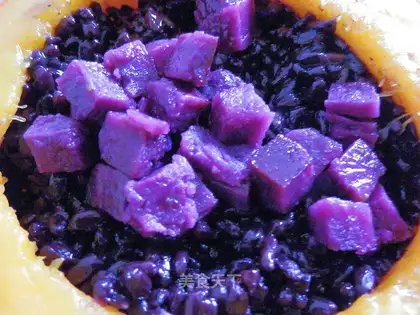 Black and purple pumpkin