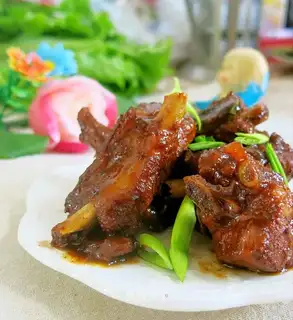 Red burn ribs