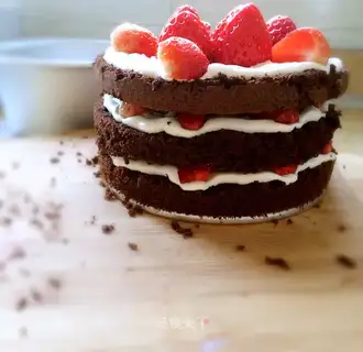 Strawberry naked cake
