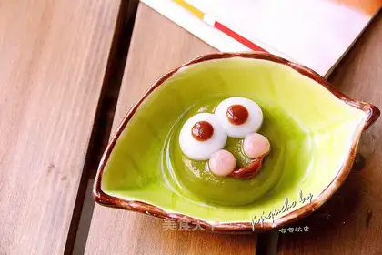 Green bean frog soup