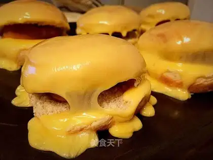 Five minutes for cheese sausage