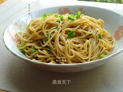 Onion noodles