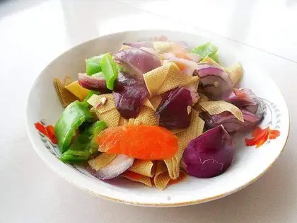 Four-coloured fried