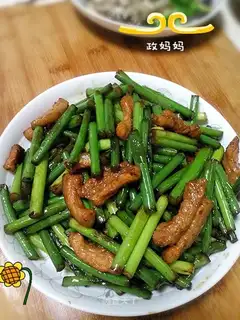 Garlic fried meat