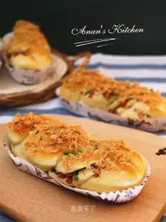Onion ham bread