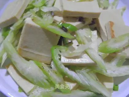 Celery is dry