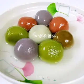 Five-colour soup