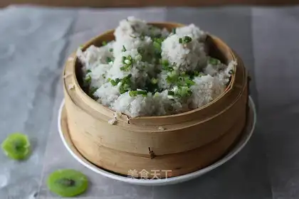 A round pearl