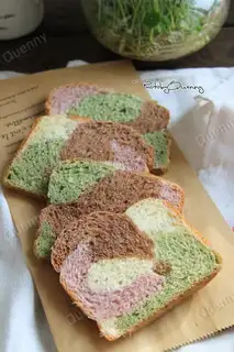 Colour toast