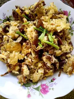 Fry eggs