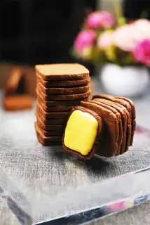 Chocolate crackers