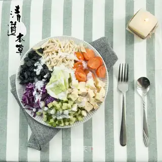 Black garlic rainbow salad