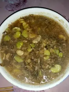 Pea pickles soup