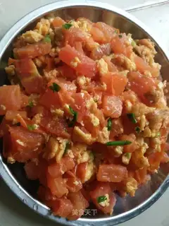 Tomato fried eggs