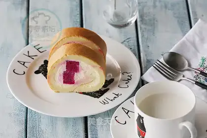 Flamingo cream roll