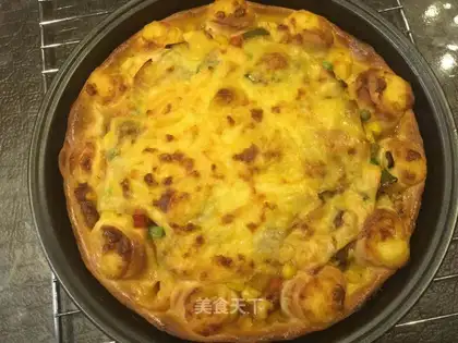 Cheese chicken corn pizza